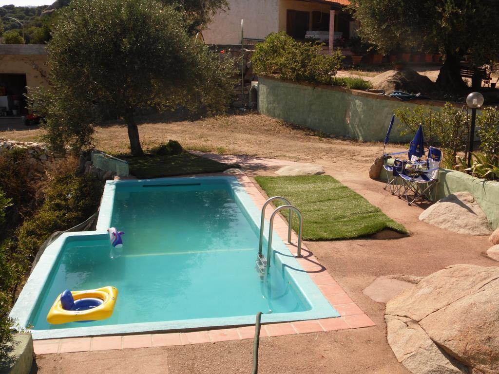 Villa L'Oleandro Oliena Ngoại thất bức ảnh