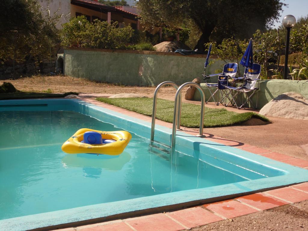Villa L'Oleandro Oliena Ngoại thất bức ảnh