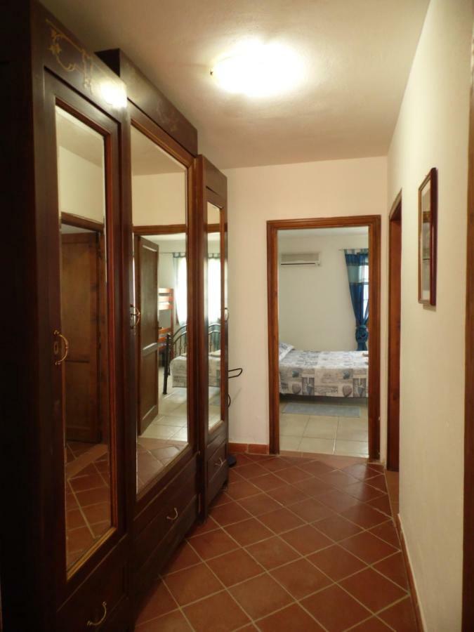 Villa L'Oleandro Oliena Ngoại thất bức ảnh