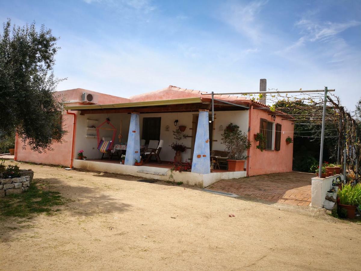 Villa L'Oleandro Oliena Ngoại thất bức ảnh